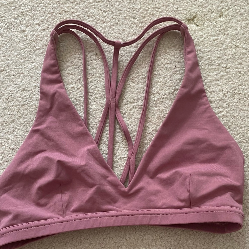 Strappy sports bra lululemon